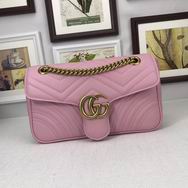 Gucci GG Marmont matelasse shoulder bag Pink leather