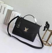 Louis Vuitton Solf Calfskin My Lockme bag Noir 