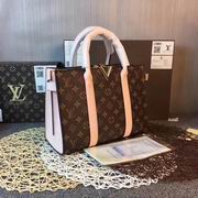 Louis Vuitton VERY TOTE MM Apricot 