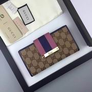 Gucci GG supreme wallet purple 