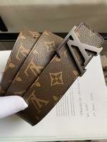 Louis Vuitton Belts010