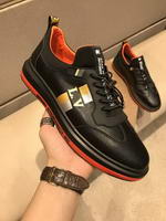 Men Louis Vuitton shoes037