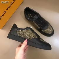 Men Louis Vuitton shoes051