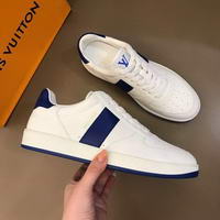 Men Louis Vuitton shoes068