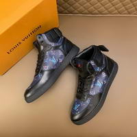 Men Louis Vuitton shoes109
