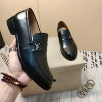 Men Louis Vuitton shoes152