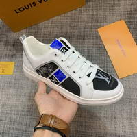Men Louis Vuitton shoes157