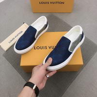 Men Louis Vuitton shoes160
