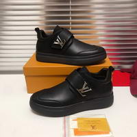 Men Louis Vuitton shoes163