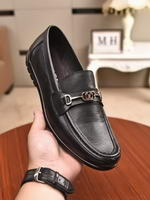 Men Louis Vuitton shoes166