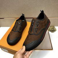 Men Louis Vuitton shoes179