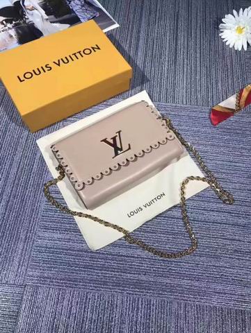  Louis Vuitton Calfskin leather LOUISE MM Apricot