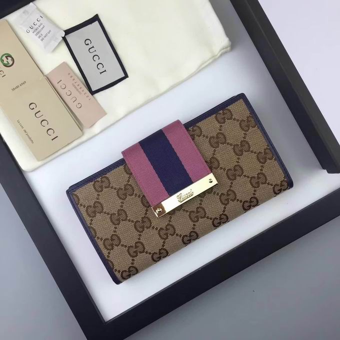  Gucci GG supreme wallet purple