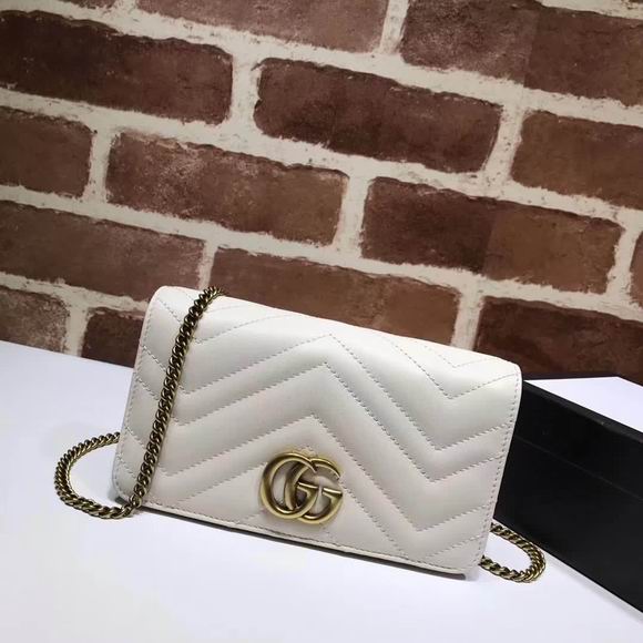  Gucci GG Marmont  mini bag white