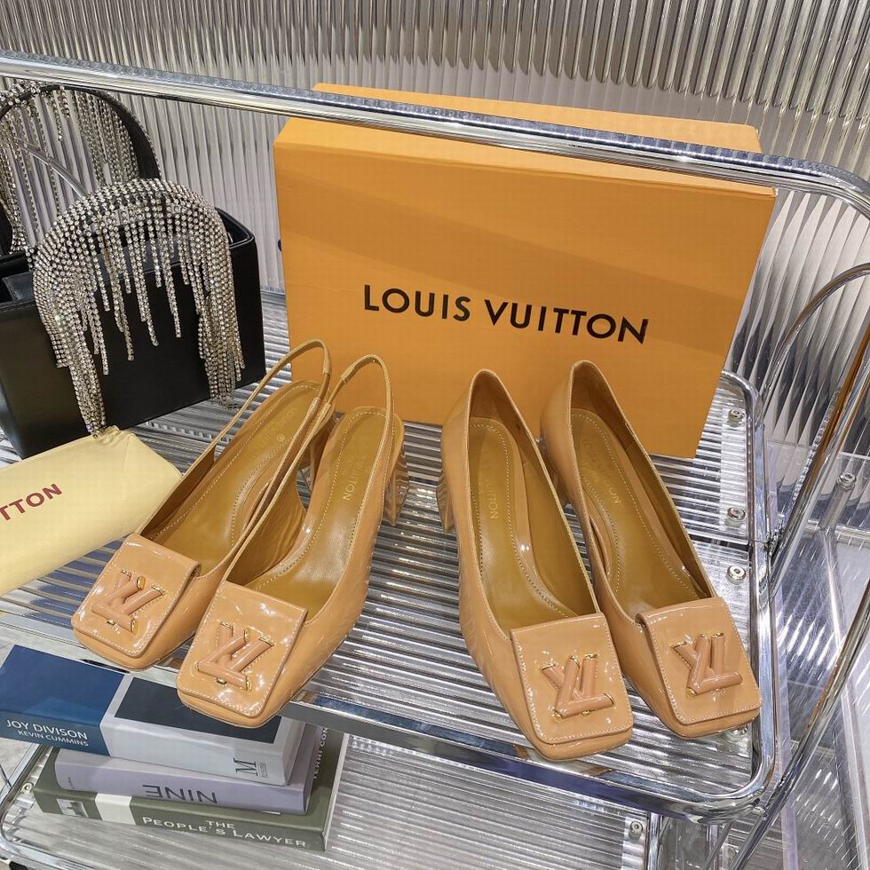  Louis Vuitton080