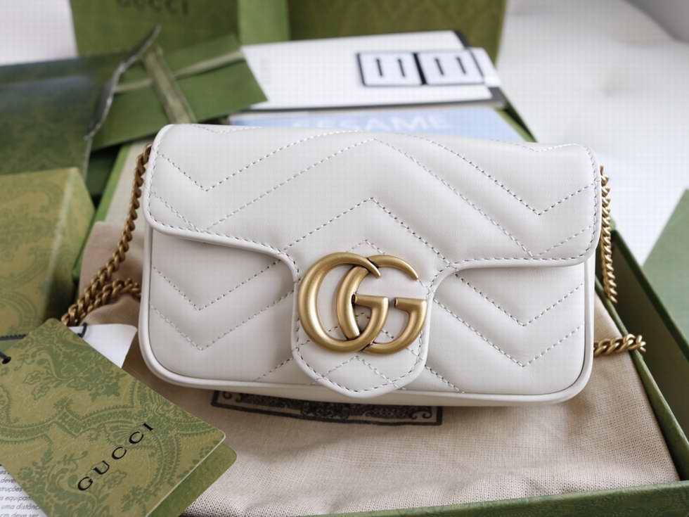  GG Marmont leather super mini bag