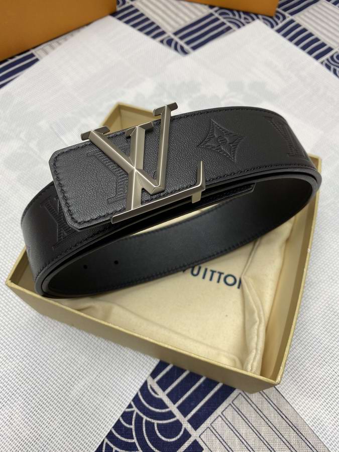  Louis Vuitton Belts006