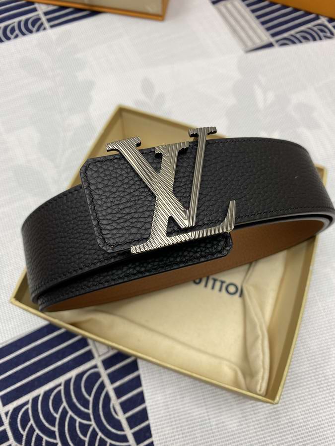  Louis Vuitton Belts033