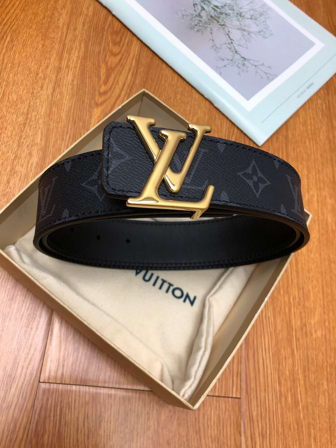  Louis Vuitton Belts037