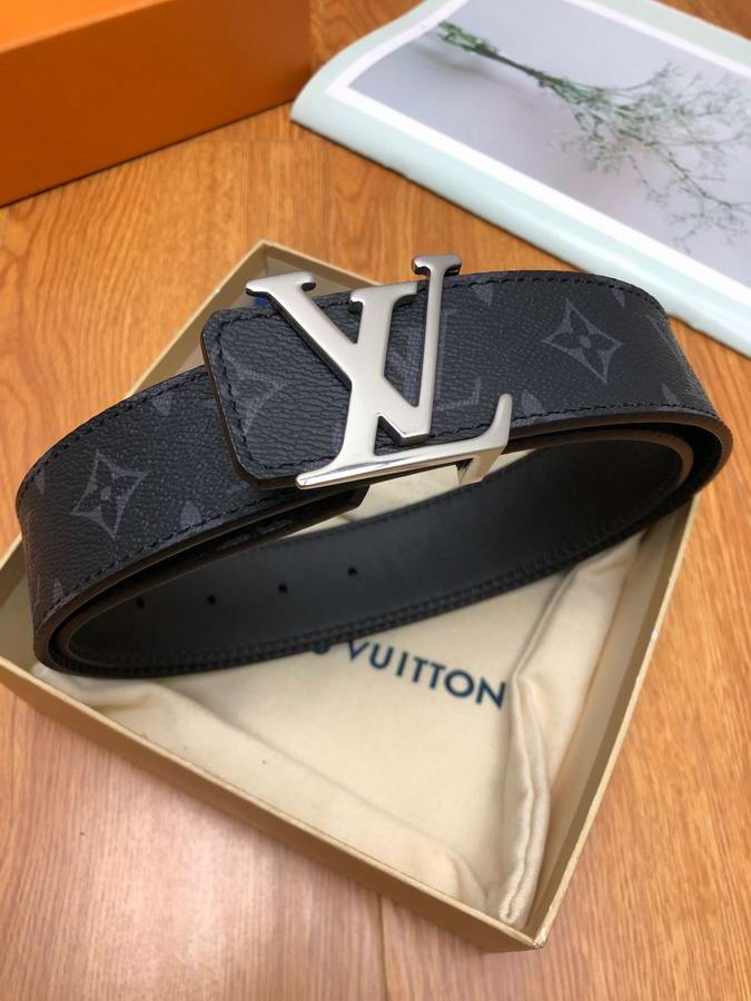  Louis Vuitton Belts056