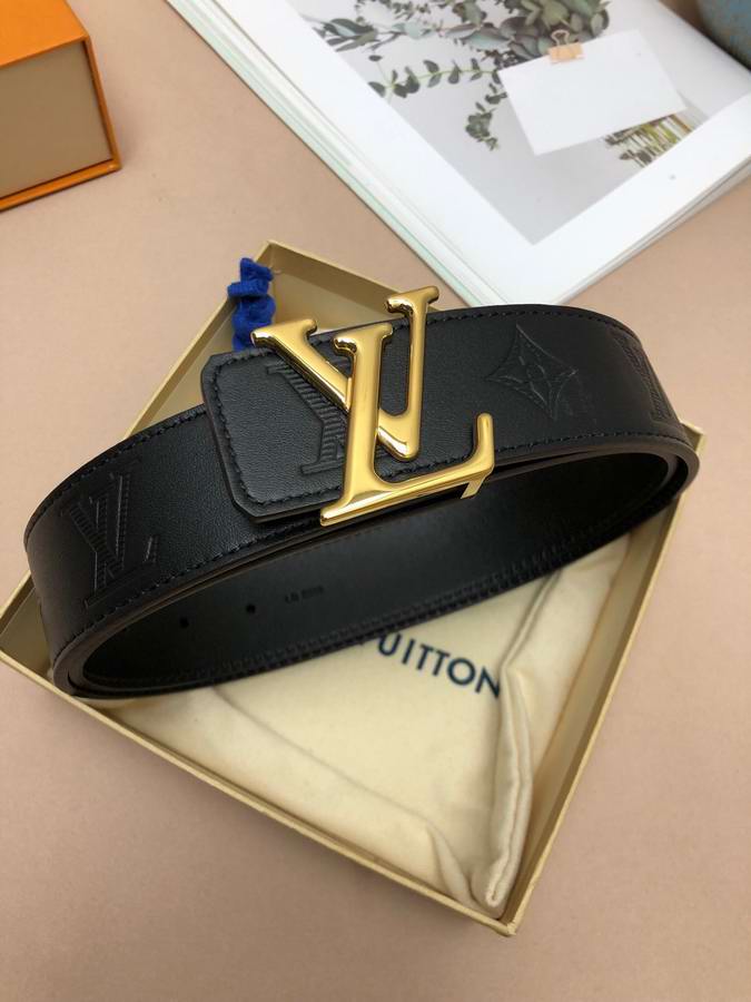 Louis Vuitton Belts057