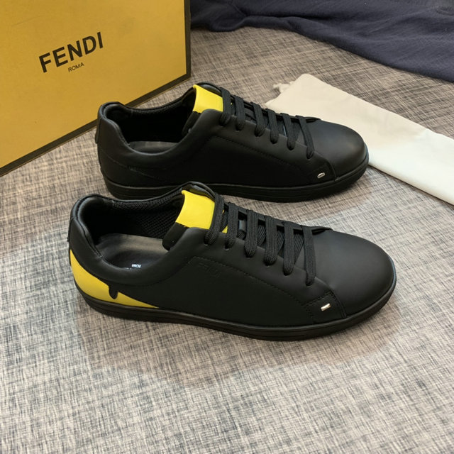  Men Fendi Shoes 010
