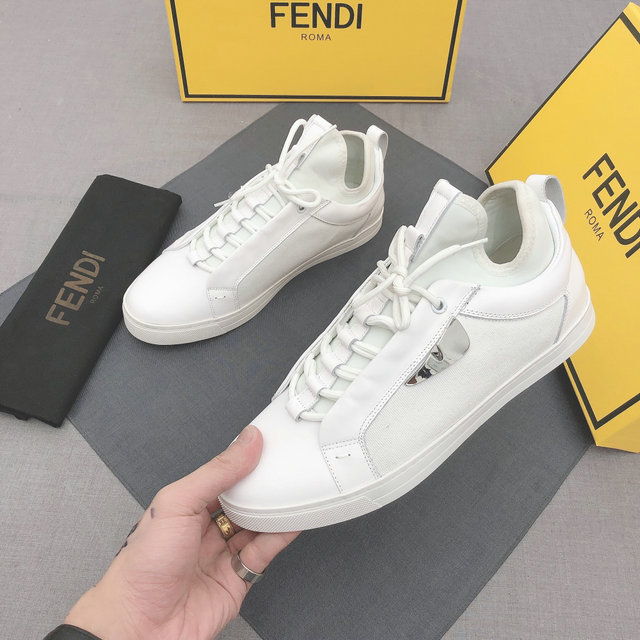  Men Fendi Shoes 013