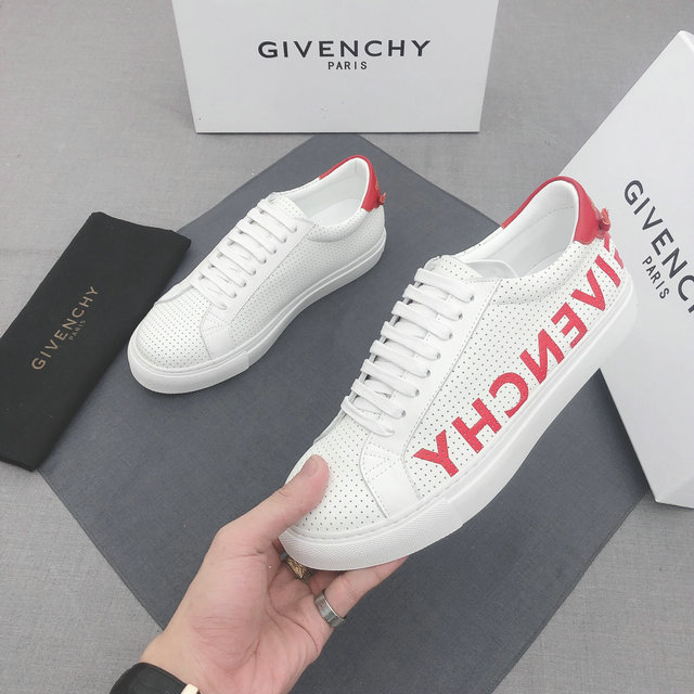  Men Givenchy Shoes 023