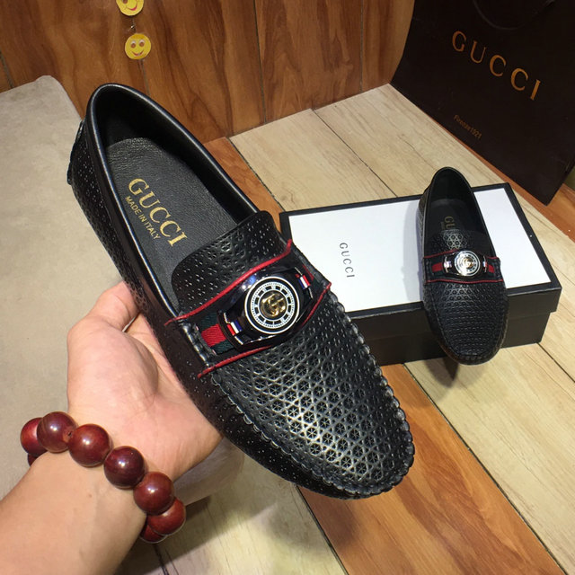  Men Gucci shoes 075