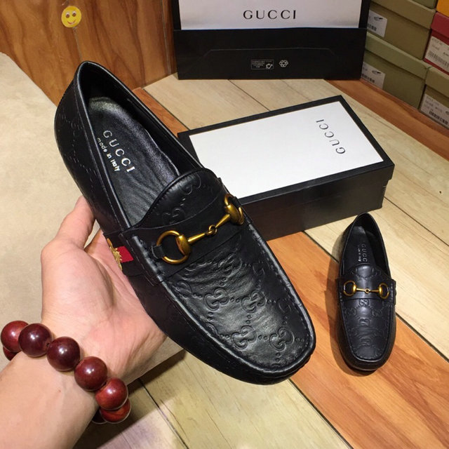  Men Gucci shoes 088