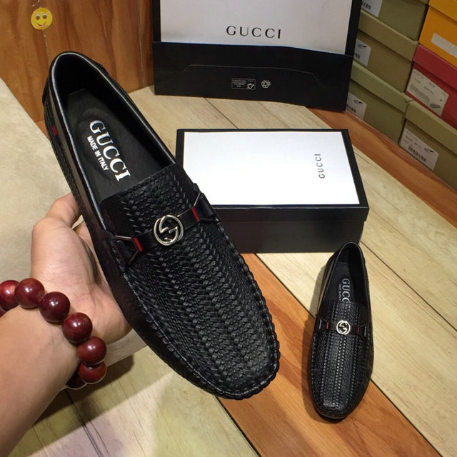  Men Gucci shoes 091