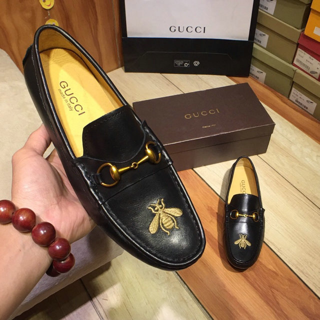  Men Gucci shoes 096