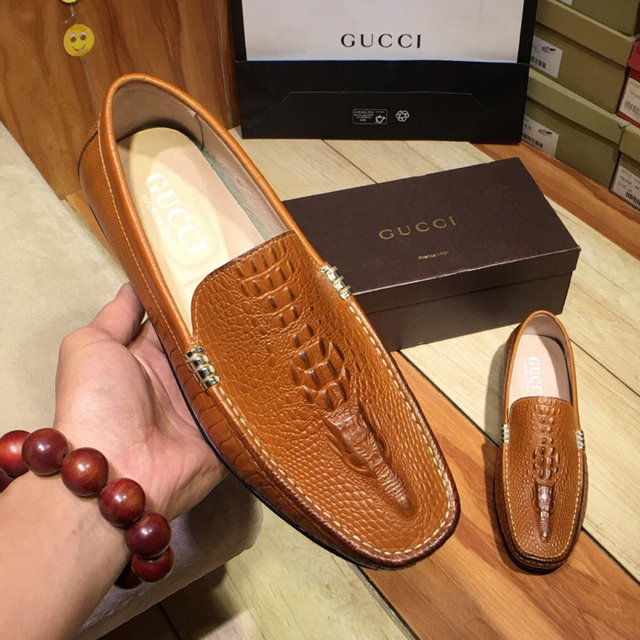  Men Gucci shoes 107