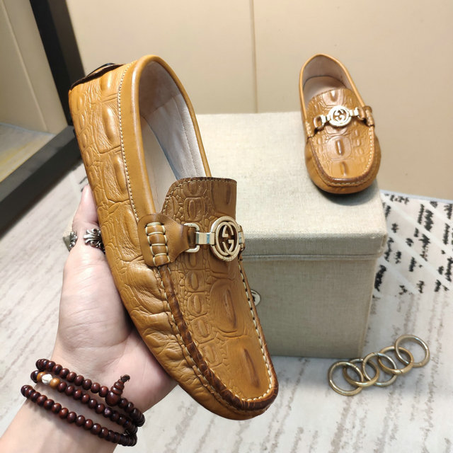  Men Gucci shoes 196