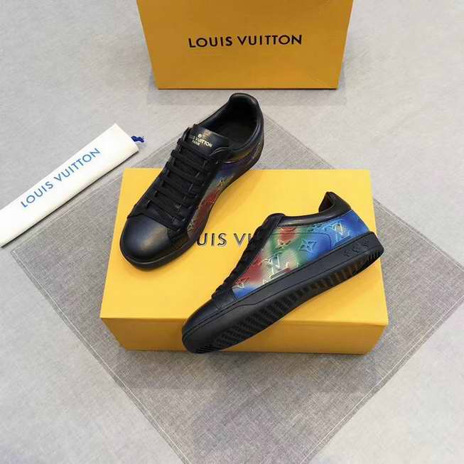  Men Louis Vuitton shoes002