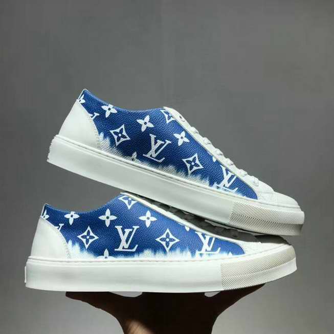  Men Louis Vuitton shoes075