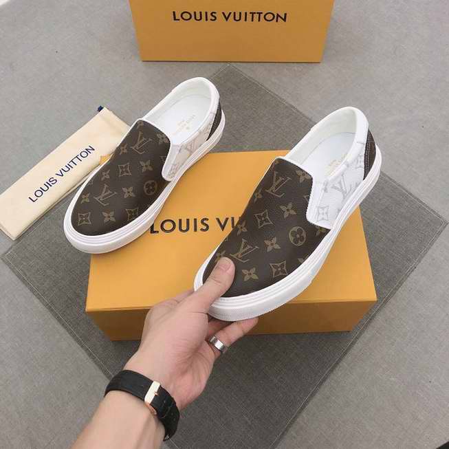  Men Louis Vuitton shoes161