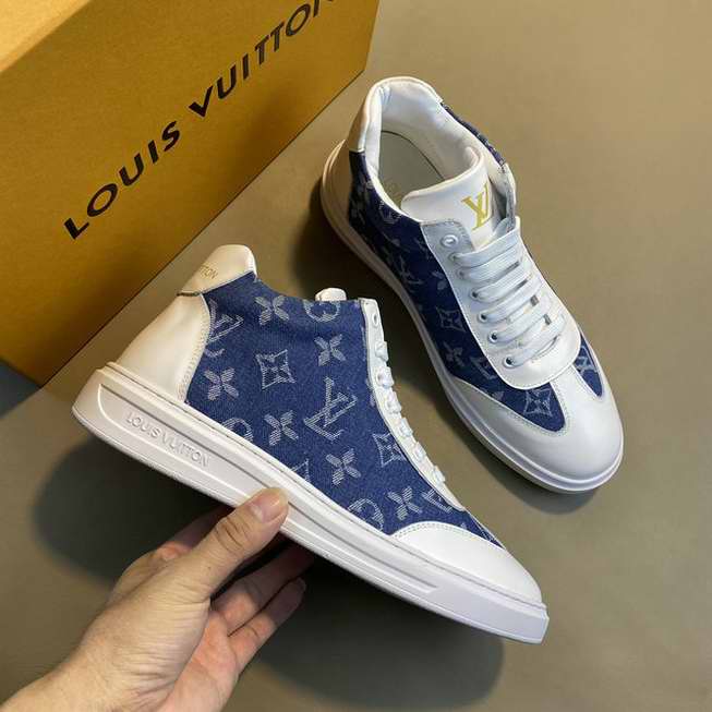  Men Louis Vuitton shoes200