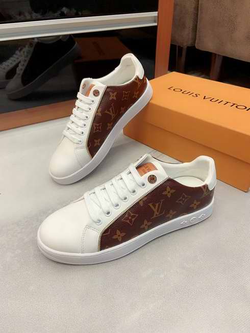  Men Louis Vuitton shoes274